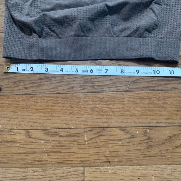 Gymshark Womens Vital Seamless 2.0 Long Sleeve Crop Top | S,M | Brown Marl NEW!! - Picture 10 of 12